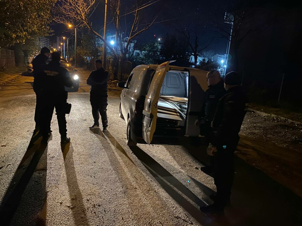 Camerele video l-au dat de gol. Prins de polițiști în fapt, un bărbat a fost amendat cu 30.000 lei în București. FOTO - Imaginea 4