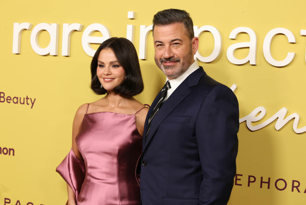 Selena Gomez, apariție spectaculoasă pe covorul roșu. Cu ce ținută a atras toate privirile. GALERIE FOTO - Imaginea 8