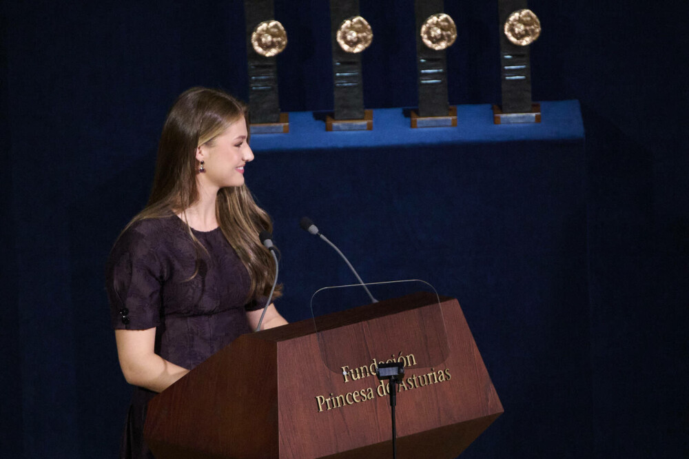 Prințesa Leonor a Spaniei a împlinit 20 de ani. 10 lucruri neștiute despre viitoarea moștenitoare a tronului. GALERIE FOTO - Imaginea 32