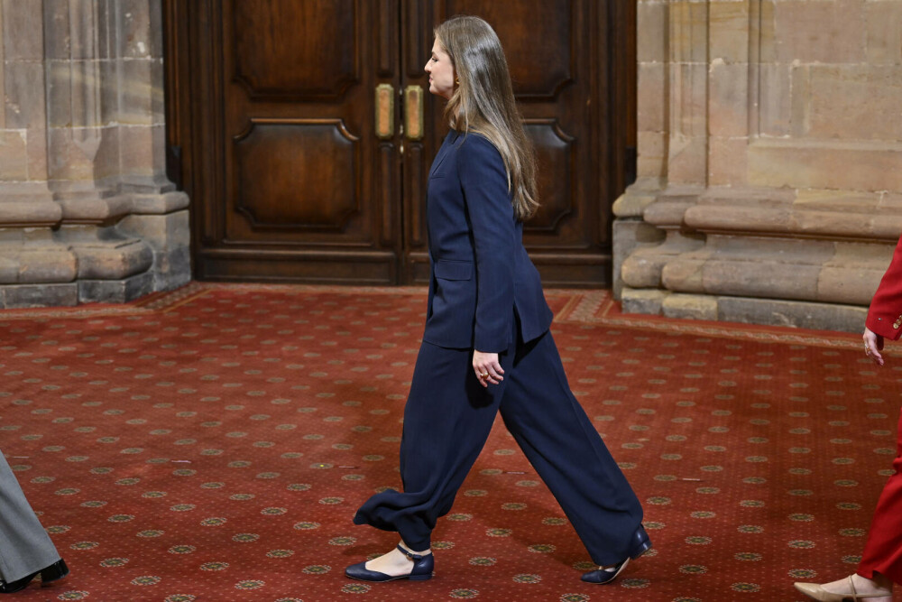 Prințesa Leonor a Spaniei a împlinit 20 de ani. 10 lucruri neștiute despre viitoarea moștenitoare a tronului. GALERIE FOTO - Imaginea 38