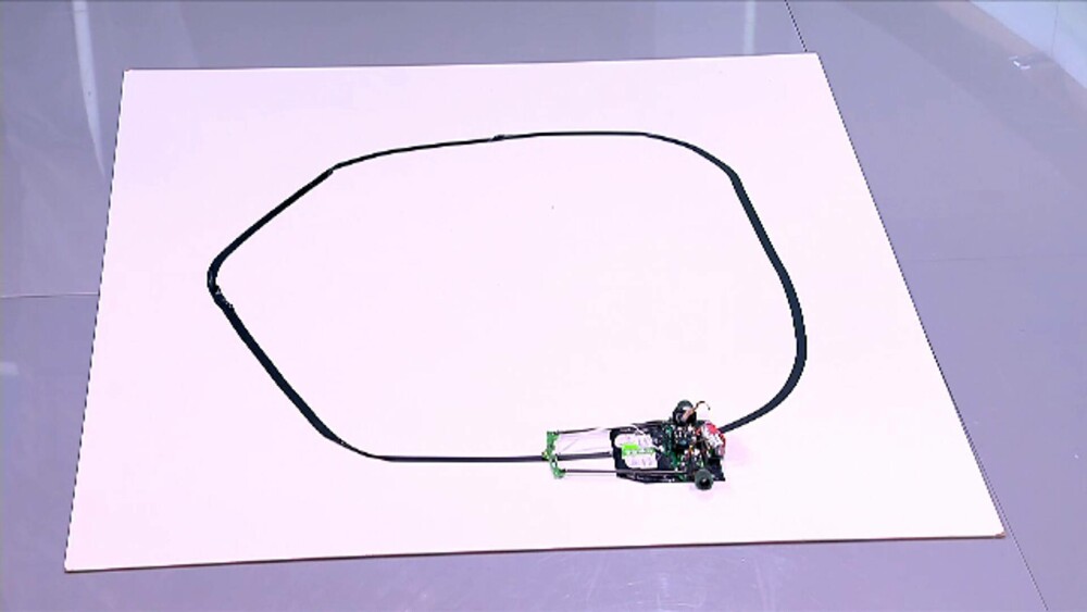 Bucureștiul devine capitala roboților. Peste 1.200 de mașinării se bat în ring în cea mai mare competiție din Europa - Imaginea 3