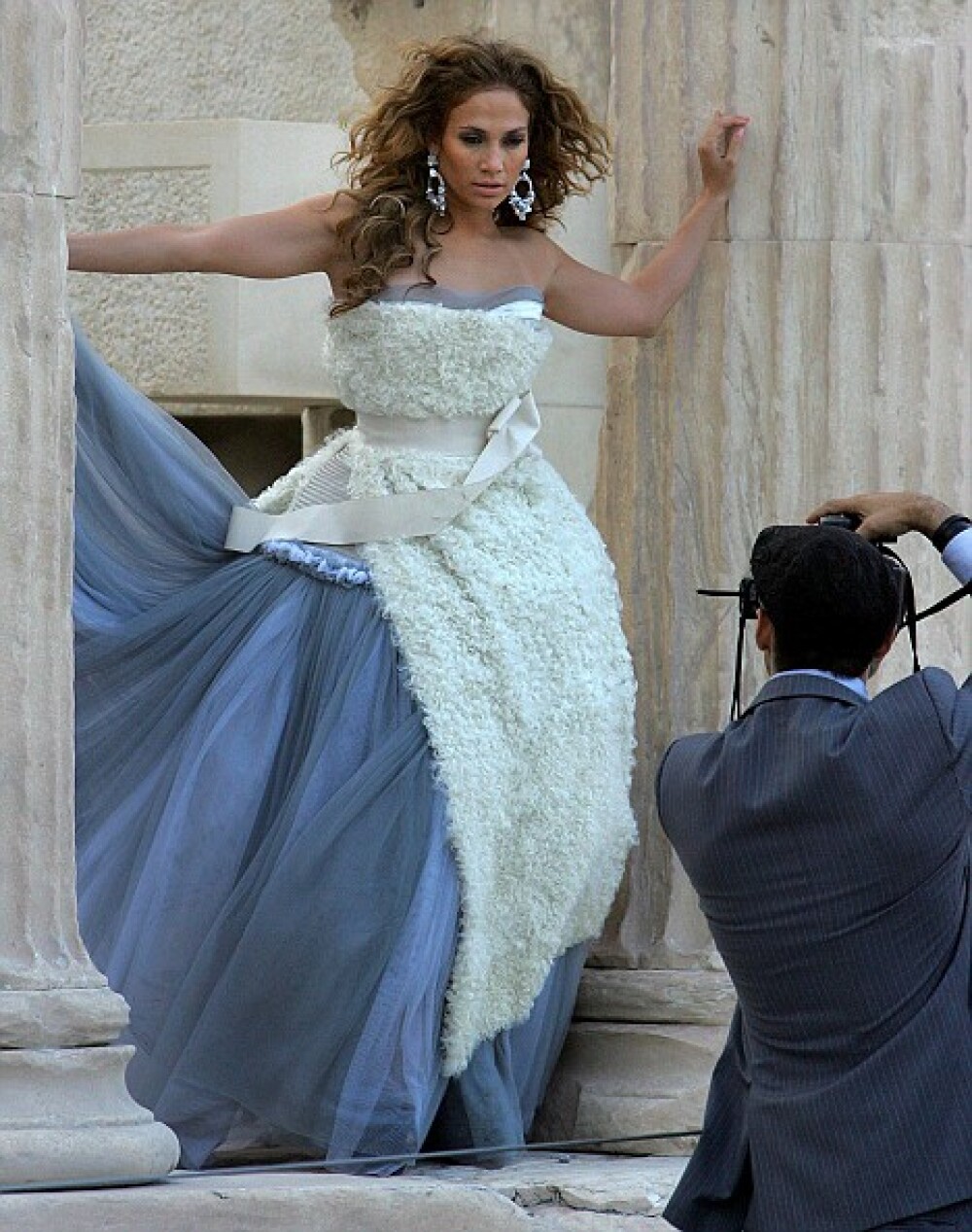 Vrei s-o vezi pe Jennifer Lopez imbracata in zeita? - Imaginea 4