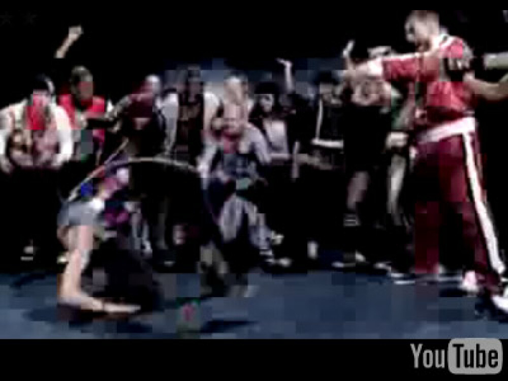 Madonna socheaza din nou! Sarutari senzuale cu Jesus in noul videoclip! - Imaginea 7