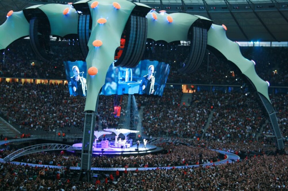 U2 concerteaza in direct pe YouTube! - Imaginea 3
