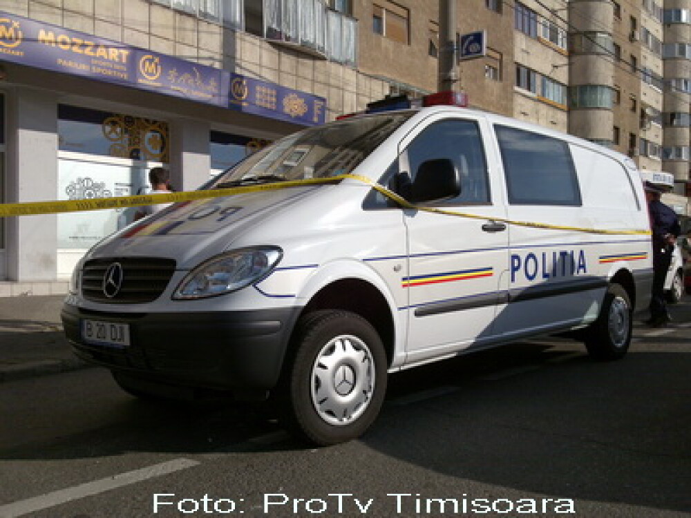 Jaf armat la o casa de pariuri din Timisoara. O angajata, la spital - Imaginea 1