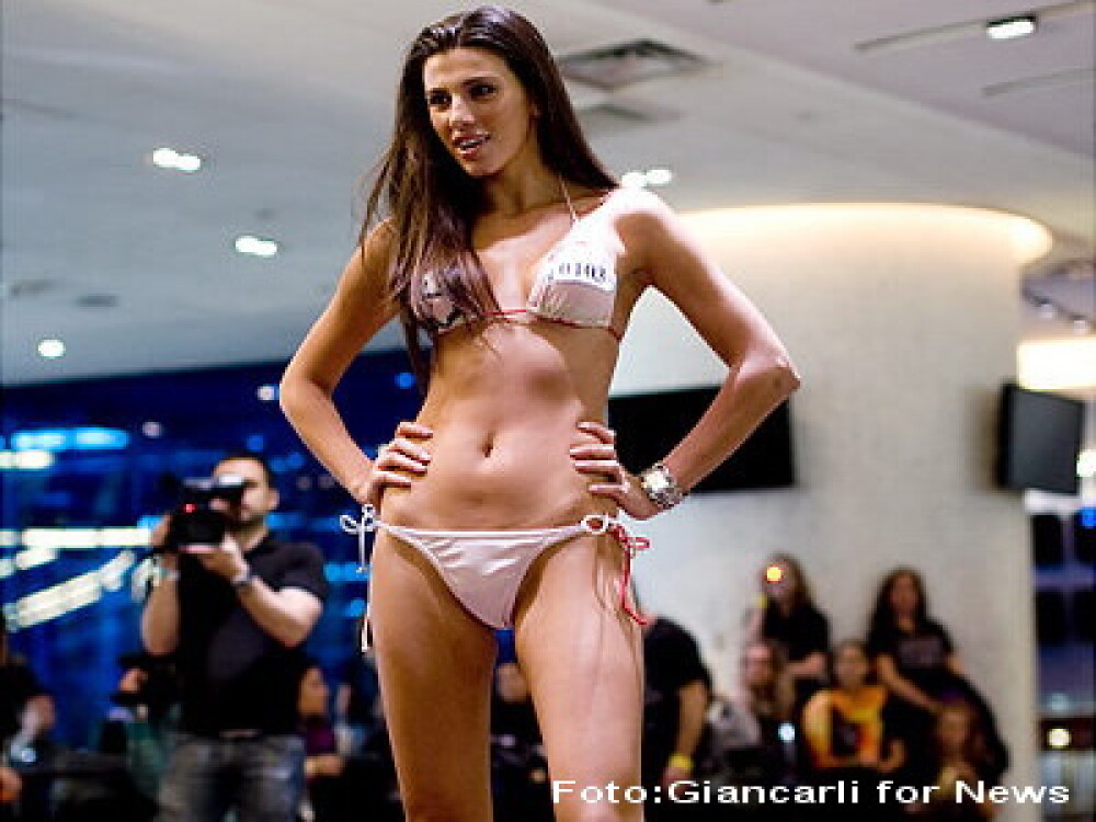 Fotografii inedite cu Lavinia Postolache, Miss World Romania 2010! - Imaginea 1