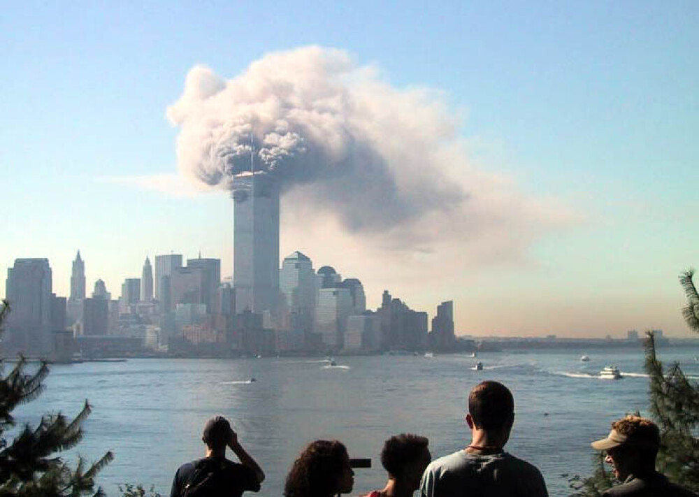 Cronologia evenimentelor de la 11 septembrie 2001. Tu cum ai trait ziua care a schimbat fata lumii? - Imaginea 2