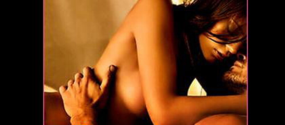 Jennifer Lopez, tot mai dezbracata. Artista apare topless in bratele lui Enrique Iglesias - Imaginea 1