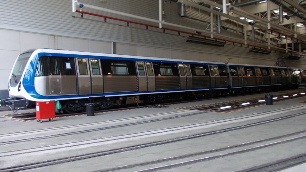 16 trenuri noi cumparate de Metrorex. Primele imagini cu noua garnitura de metrou din Bucuresti - Imaginea 6
