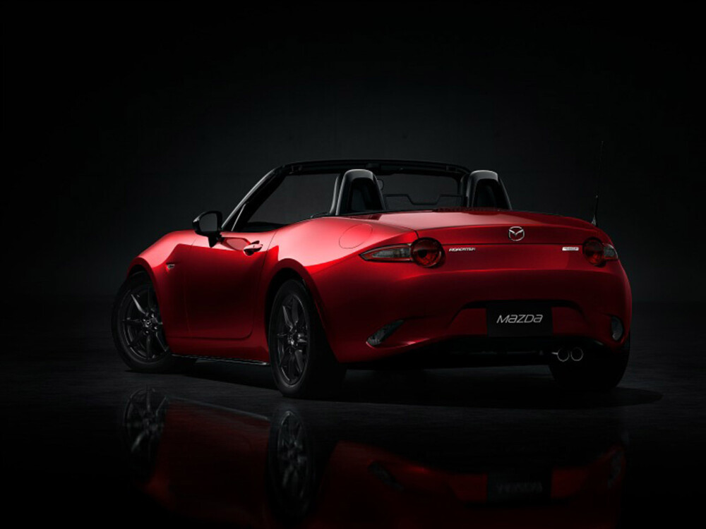 Primele poze oficiale cu noua Mazda MX-5 2014. Are motor de 1.8 litri, 125 de CP si costa 22.500 de euro - Imaginea 3