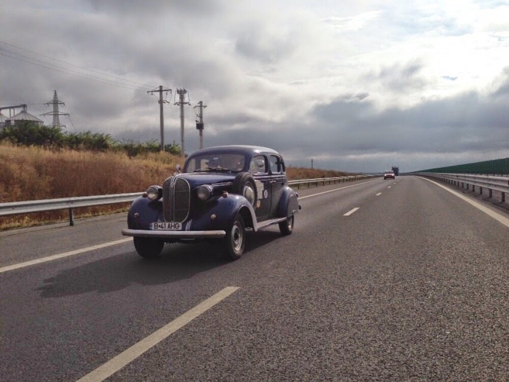 Tomitans' Clasic Cars Constanta. Raliul masinilor de epoca, vechi de 95 de ani. GALERIE FOTO - Imaginea 36