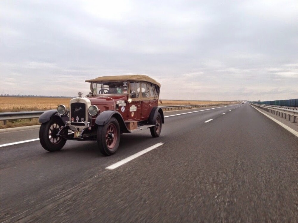 Tomitans' Clasic Cars Constanta. Raliul masinilor de epoca, vechi de 95 de ani. GALERIE FOTO - Imaginea 43