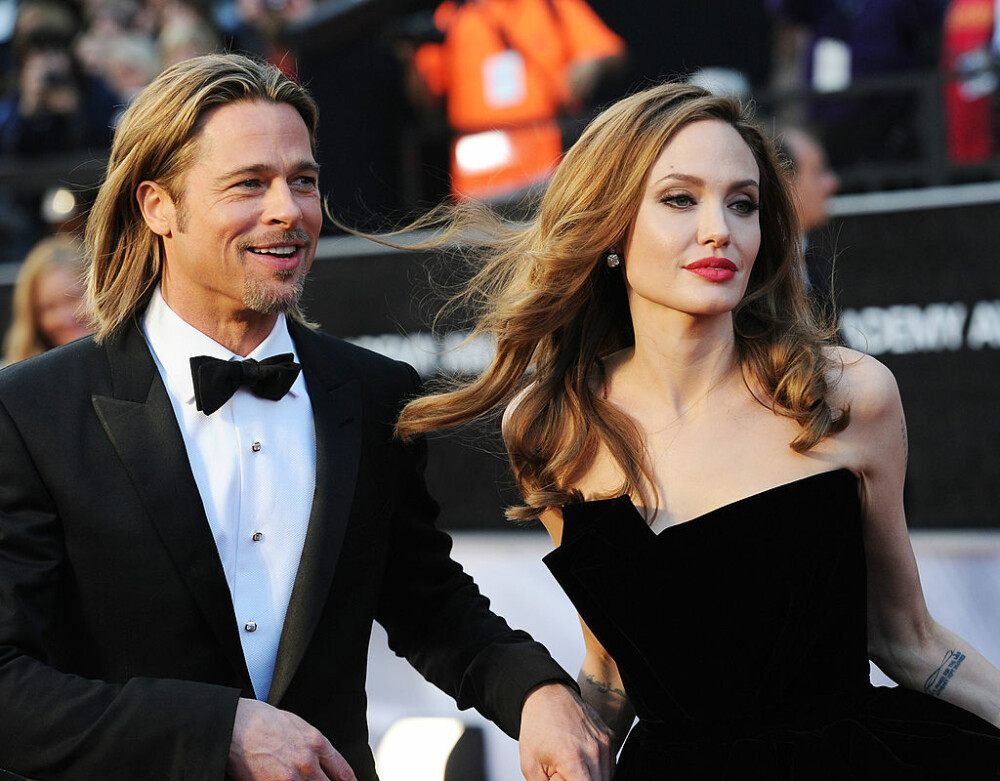 Angelina Jolie a depus o plângere împotriva lui Brad Pitt, în care a prezentat noi detalii despre comportamentul „abuziv” - Imaginea 11