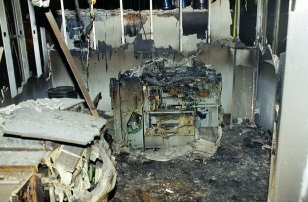 Imagini nemaivăzute până acum din Pentagon, după atentatele din 11 septembrie - Imaginea 4