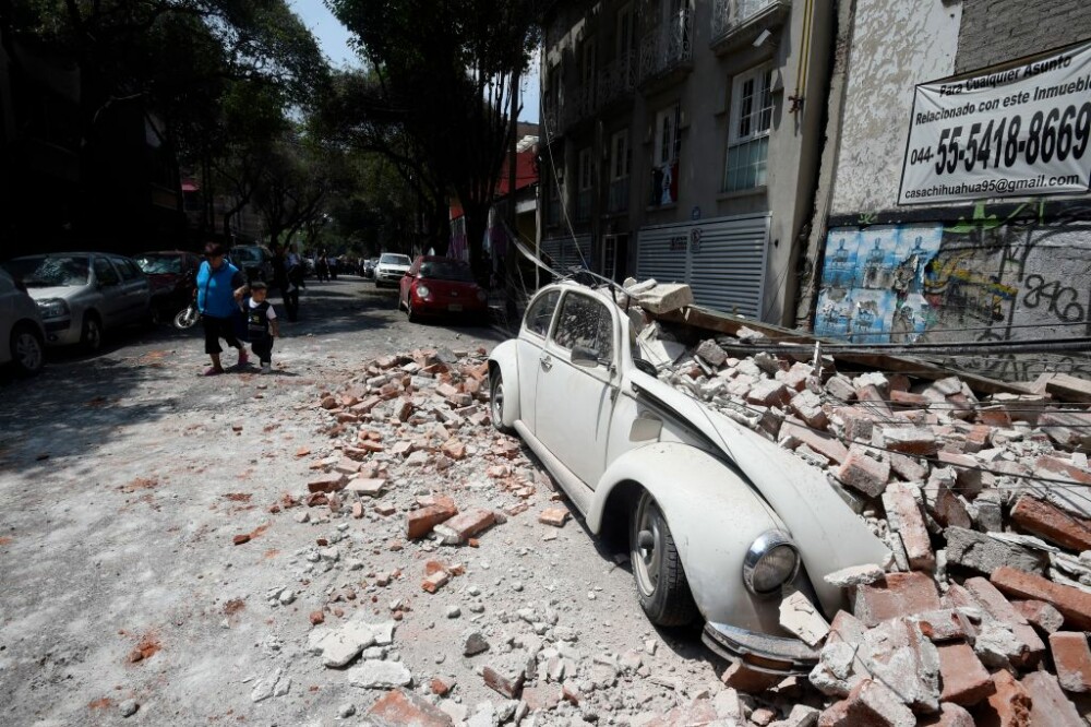 GALERIE FOTO cu efectele devastatoare ale cutremurului din Mexic, din 19 septembrie - Imaginea 24