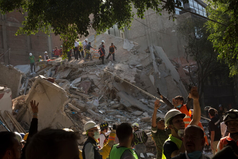 GALERIE FOTO cu efectele devastatoare ale cutremurului din Mexic, din 19 septembrie - Imaginea 26