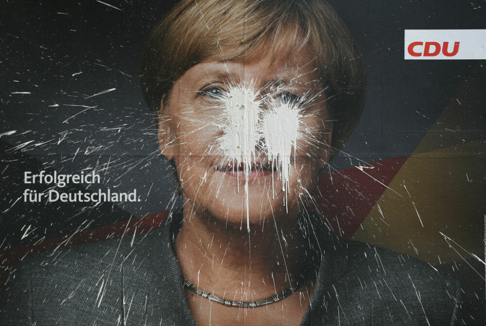 Afiş de campanie cu Angela Merkel