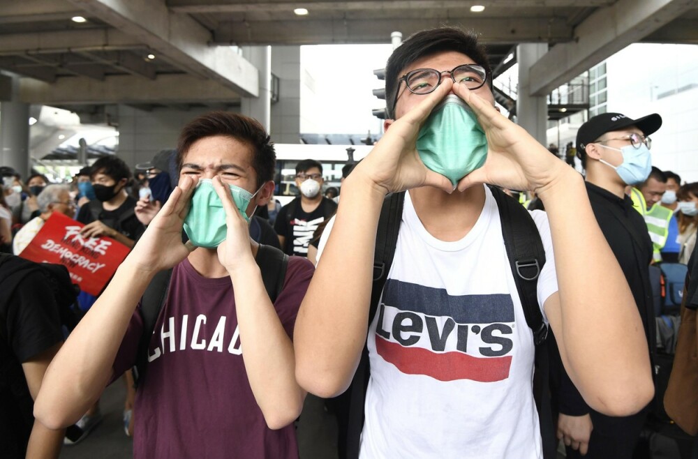 Cursuri boicotate în Hong Kong. Sute de elevi și studenți susțin protestele - Imaginea 1