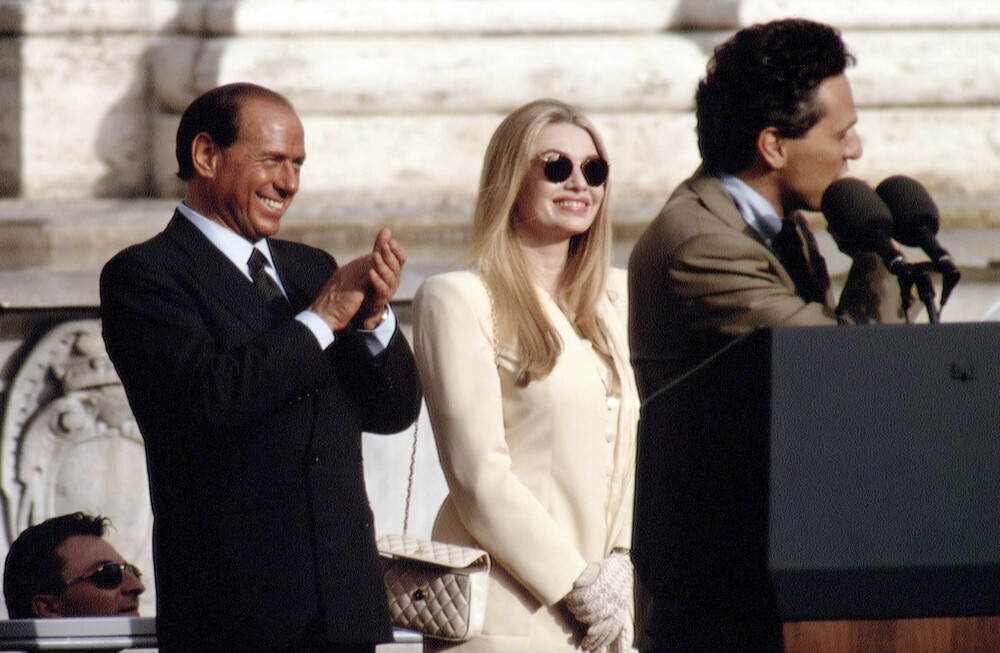 Fosta soție a lui Silvio Berlusconi, obligată să îi dea înapoi 60 de milioane de euro FOTO - Imaginea 2