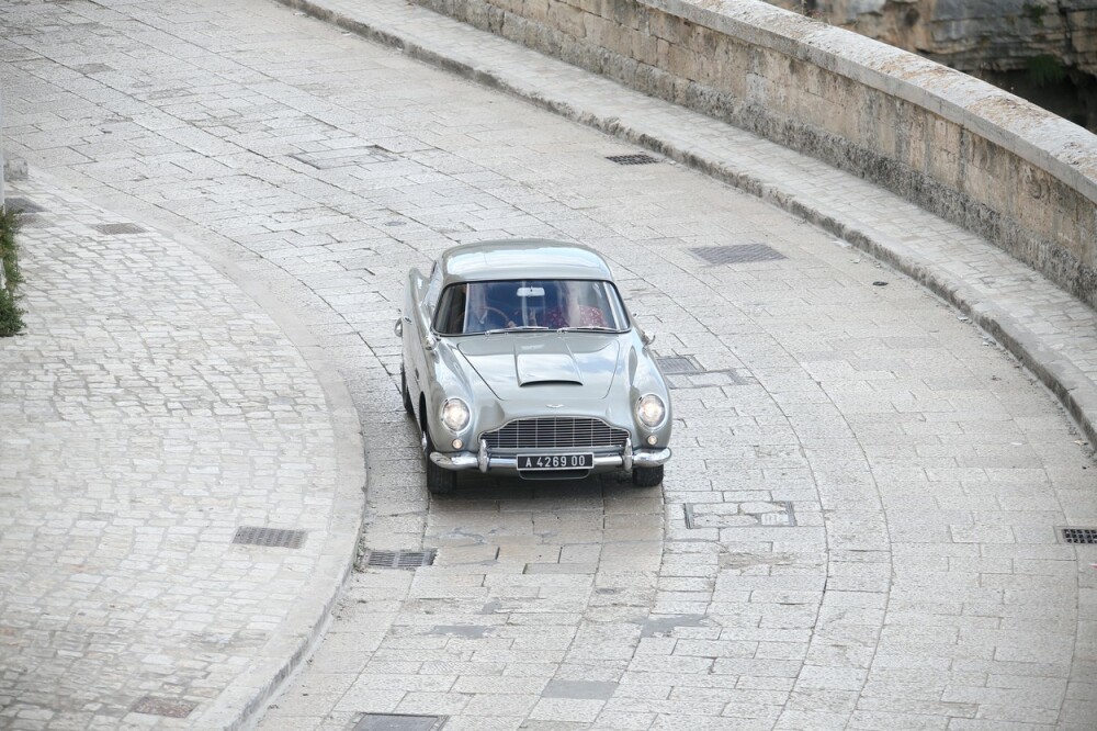 Daniel Craig, surprins la filmările pentru noul James Bond, în Italia. FOTO - Imaginea 2