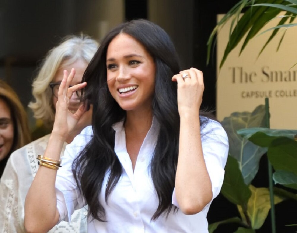 Meghan Markle și-a lansat colecția de haine. Imagini din culise - Imaginea 1