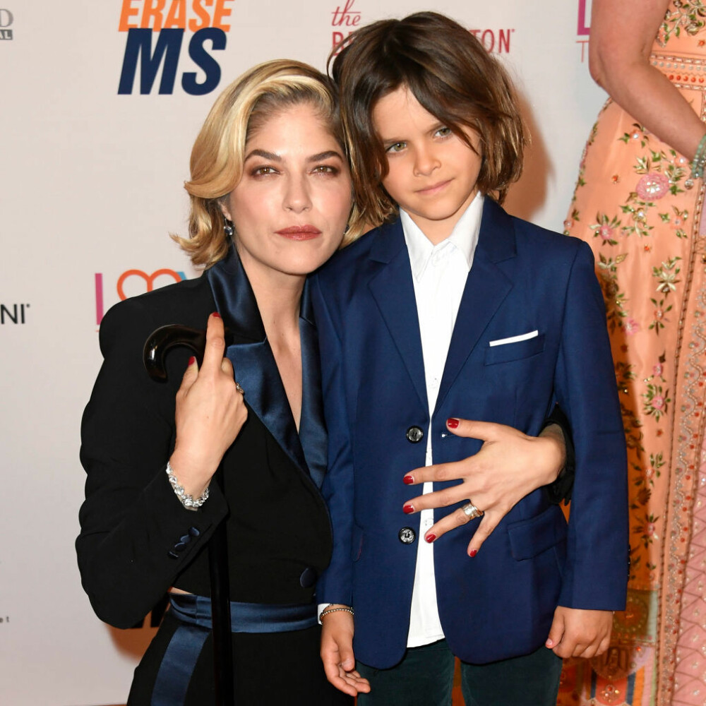 Actrița Selma Blair, transformare radicală la un an după diagnosticul de scleroză în plăci - Imaginea 9