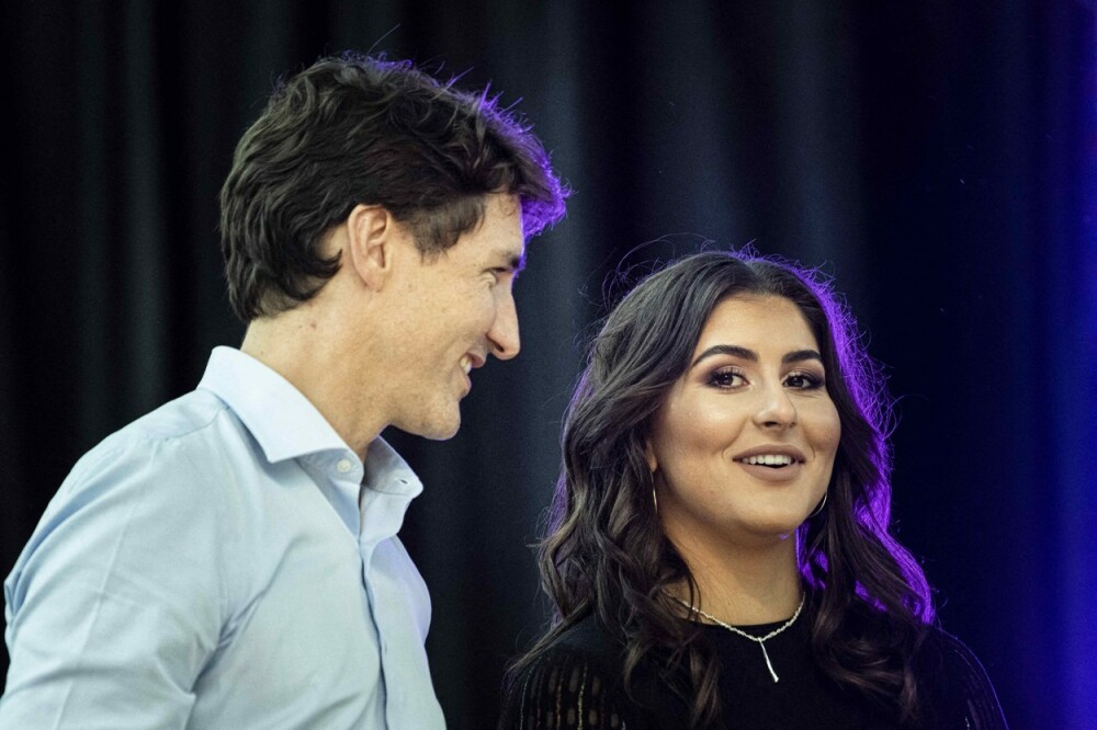 Justin Trudeau, criticat pentru că a îmbrățișat-o pe Bianca Andreescu. GALERIE FOTO - Imaginea 1