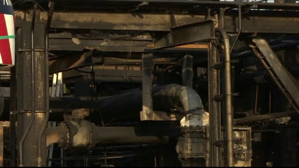 FOTO și VIDEO cu dezastrul provocat de drone la instalațiile petroliere ale saudiților - Imaginea 5
