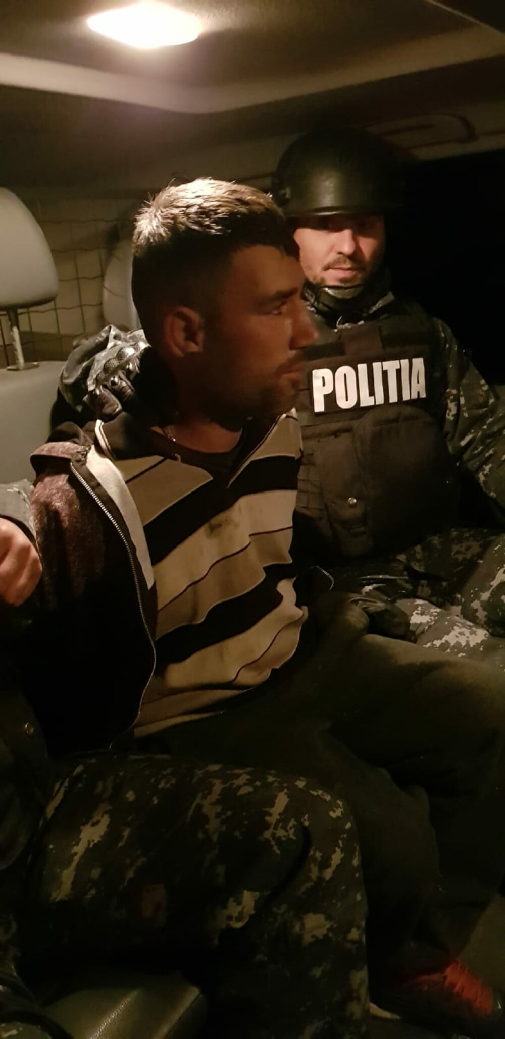 Deţinutul periculos evadat de la Penitenciarul Focşani a fost prins de polițiști - Imaginea 6