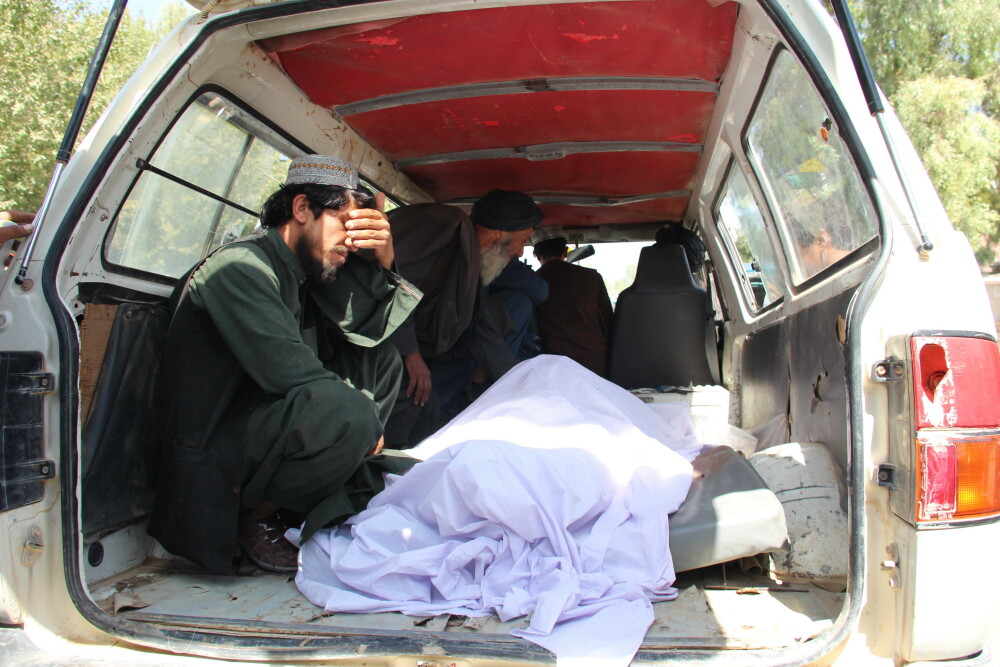 Cel puţin 40 de civili, ucişi la o nuntă în sudul Afganistanului - Imaginea 2