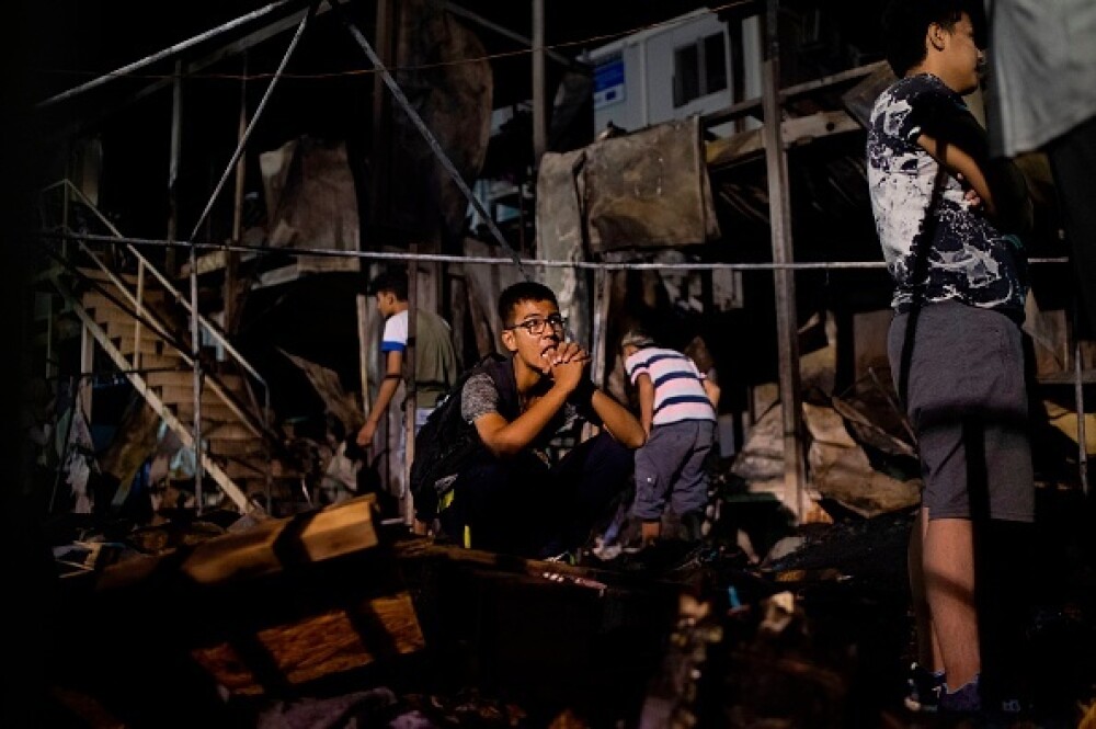 Revoltă și incendiu într-o tabără de refugiați din Grecia. Cel puțin doi morți. FOTO - Imaginea 6