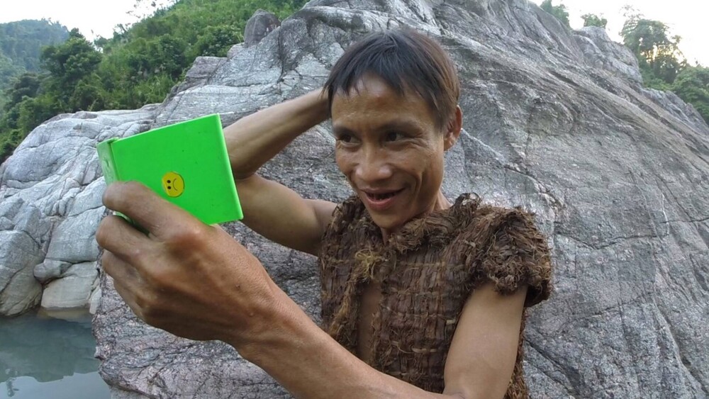 Un bărbat supranumit „Omul junglei”, care a trăit 40 de ani în pădure, a murit de cancer - Imaginea 3