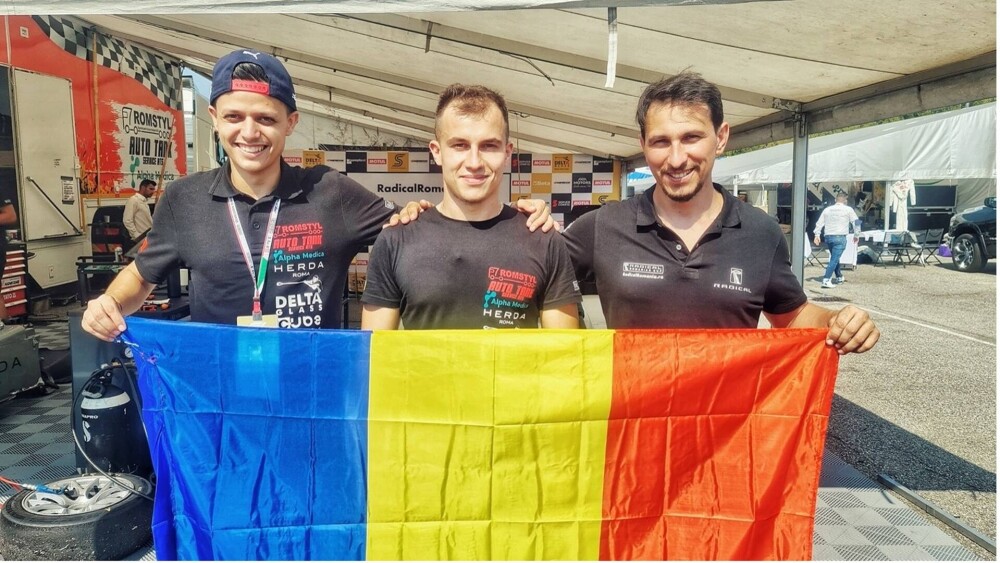 Trei români, la start în cursa de support a F1 - Marele Premiu al Italiei. GALERIE FOTO - Imaginea 6