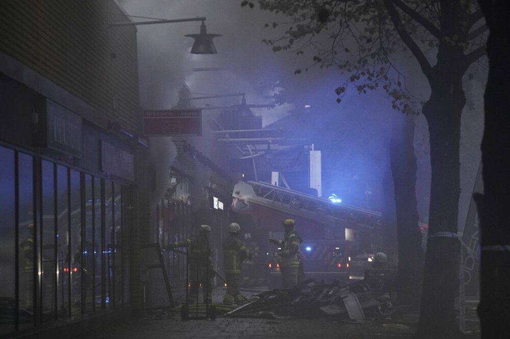 FOTO. Explozie într-o clădire din Gothenburg. 25 de persoane au ajuns la spital - Imaginea 2