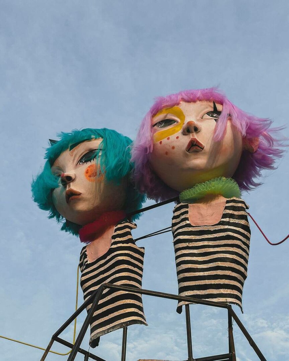 (P) A fost şi în acest an Festivalul „Puppets Occupy Street” Craiova – tărâmul poveştilor pline de culoare şi speranță - Imaginea 6