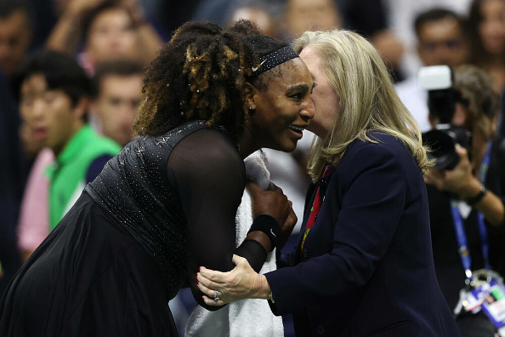 Serena Williams, în lacrimi după ultimul meci al carierei. A fost eliminată în turul al treilea, la US Open. GALERIE FOTO - Imaginea 17