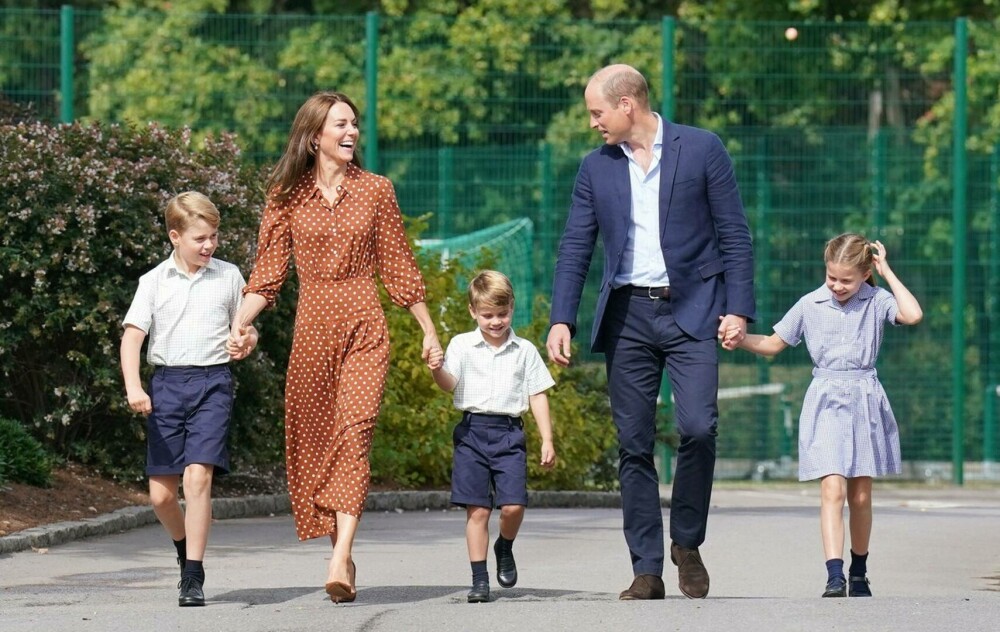 Copiii Prințului William și ai ducesei Kate Middleton au mers la noua lor școală. Cât este taxa anuală | GALERIE FOTO - Imaginea 7