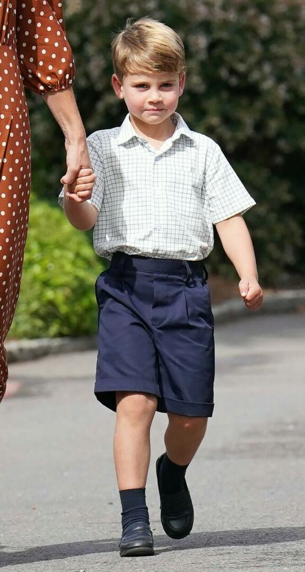 Copiii Prințului William și ai ducesei Kate Middleton au mers la noua lor școală. Cât este taxa anuală | GALERIE FOTO - Imaginea 3