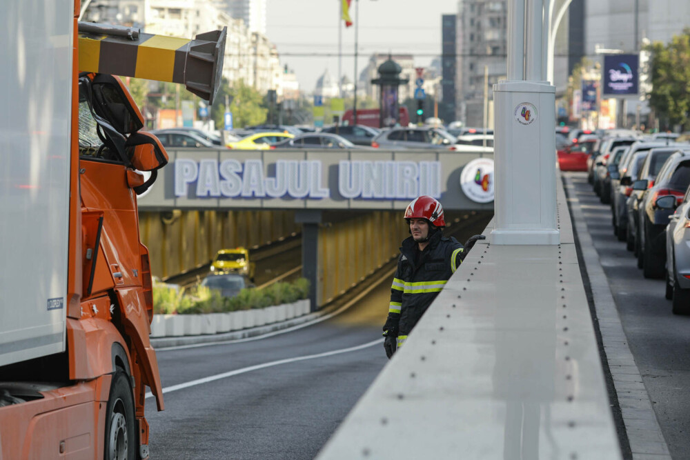 Traficul a fost blocat în Pasajul Unirii din București, la câteva zile de la redeschidere. Șofer de TIR, amendat GALERIE FOTO - Imaginea 7