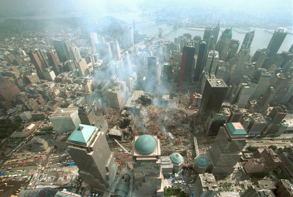 Atacurile teroriste de la 11 septembrie 2001. Se împlinesc 21 de ani de la tragedia care a cutremurat întreaga lume - Imaginea 12