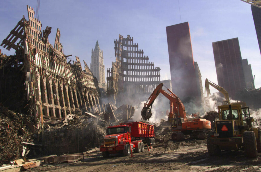Atacurile teroriste de la 11 septembrie 2001. Se împlinesc 21 de ani de la tragedia care a cutremurat întreaga lume - Imaginea 11