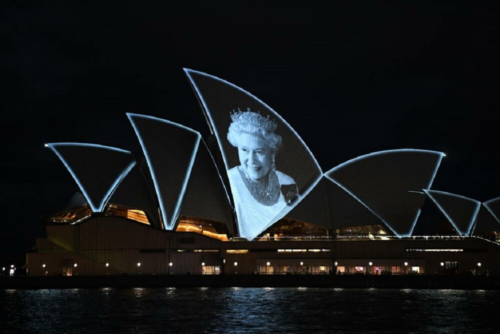 Portretul reginei Elisabeta a II-a, proiectat pe Opera din Sydney, una din cele mai celebre clădiri din lume | GALERIE FOTO - Imaginea 16