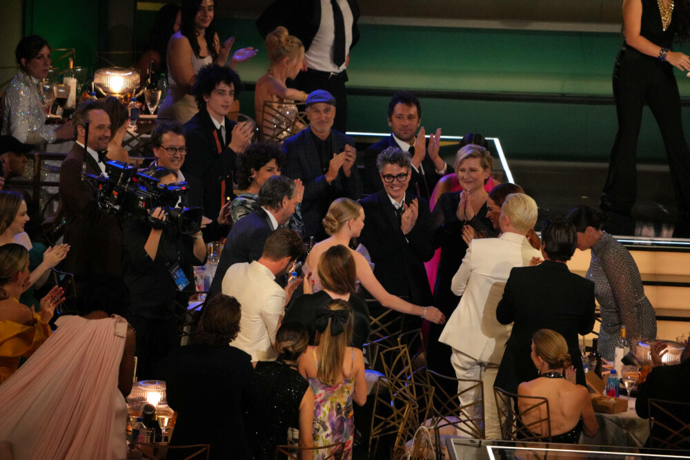 Gala Premiilor Emmy 2022 | „Succession”, desemnat cel mai bun serial dramă. Lista nominalizărilor şi câştigătorilor | FOTO - Imaginea 1
