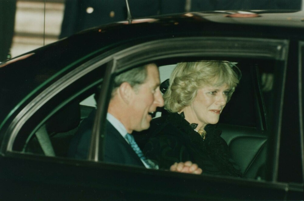 Cine este Camilla, regina consoartă. Prințesa Diana a descris-o drept ”a treia persoană” care a ruinat căsnicia ei cu Charles - Imaginea 15