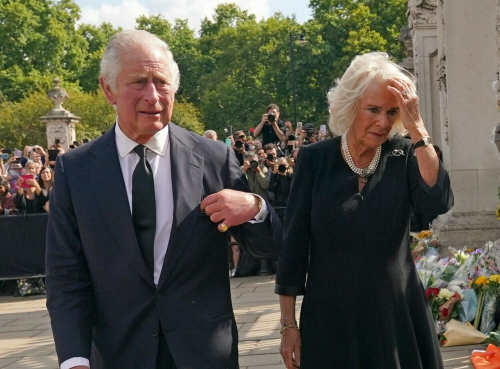 Cine este Camilla, regina consoartă. Prințesa Diana a descris-o drept ”a treia persoană” care a ruinat căsnicia ei cu Charles - Imaginea 10