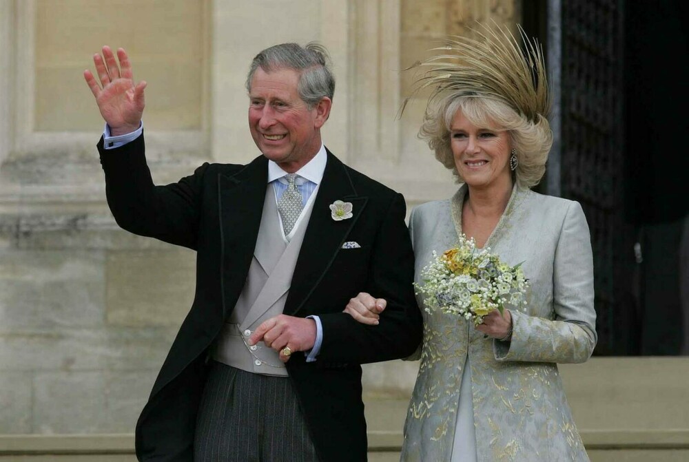 Cine este Camilla, regina consoartă. Prințesa Diana a descris-o drept ”a treia persoană” care a ruinat căsnicia ei cu Charles - Imaginea 19