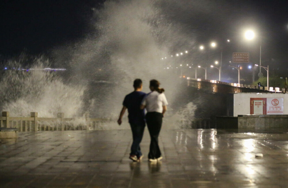 Taifunul Muifa a lovit China. Peste un milion de persoane, evacuate | GALERIE FOTO - Imaginea 4
