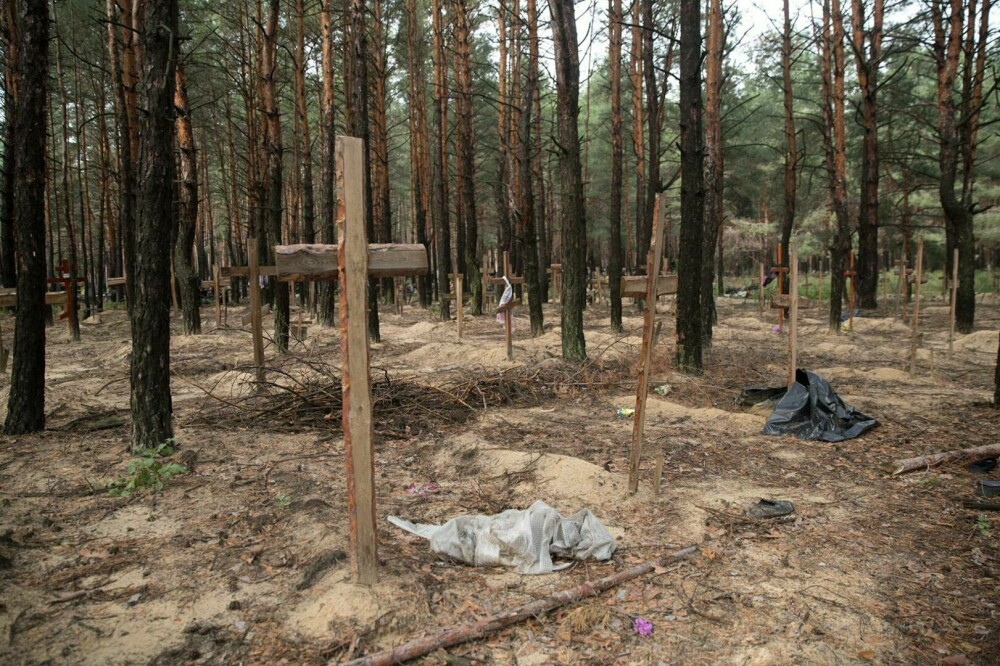 Masacrul din Izium. GALERIE FOTO cu crimele făcute de soldații lui Vladimir Putin - Imaginea 3