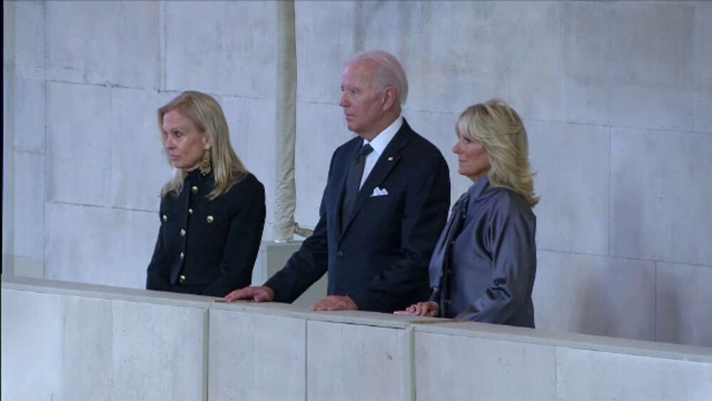 Joe Biden, Olena Zelenska şi Ursula von der Leyen, la Westminster Hall pentru a-i aduce omagiu reginei | VIDEO - Imaginea 1