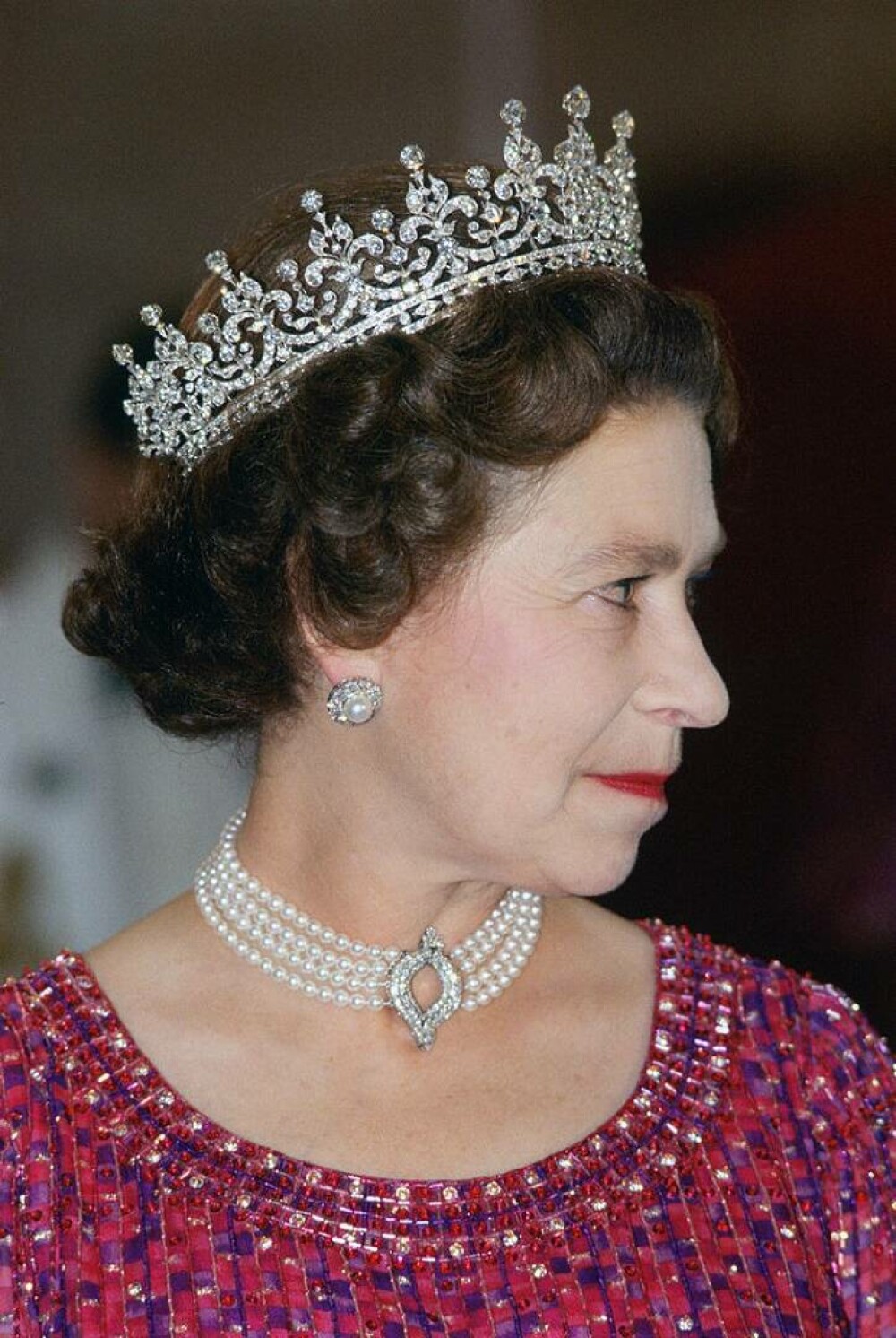 Un nou portret al Reginei Elisabeta a II-a a fost făcut public de Regele Charles, la un an de la moartea suveranei - Imaginea 16